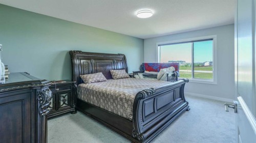 889 Corner Meadows Way Ne, Calgary, AB 