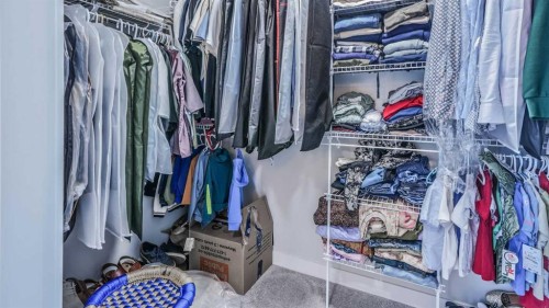 889 Corner Meadows Way Ne, Calgary, AB 