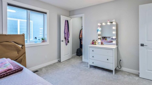 889 Corner Meadows Way Ne, Calgary, AB 