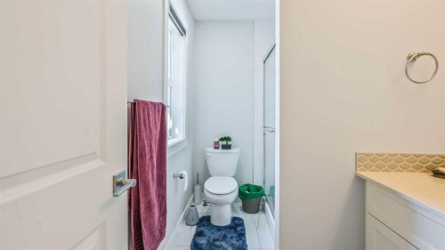 889 Corner Meadows Way Ne, Calgary, AB 