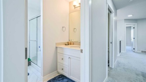 889 Corner Meadows Way Ne, Calgary, AB 