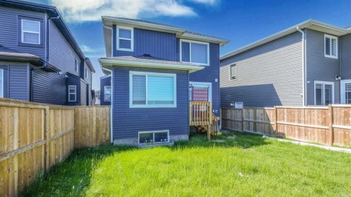 889 Corner Meadows Way Ne, Calgary, AB 