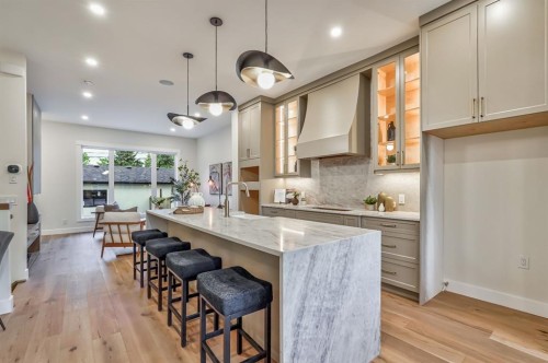 3535 2 Avenue Sw, Calgary, AB 