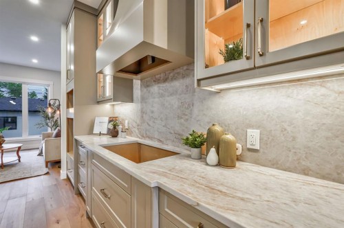 3535 2 Avenue Sw, Calgary, AB 