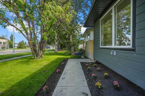 419 Acadia Drive Se, Calgary, AB 