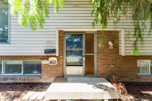 9611 24 Street Sw, Calgary, AB 