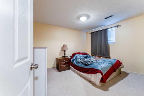 9611 24 Street Sw, Calgary, AB 