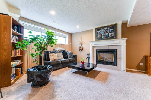 9611 24 Street Sw, Calgary, AB 