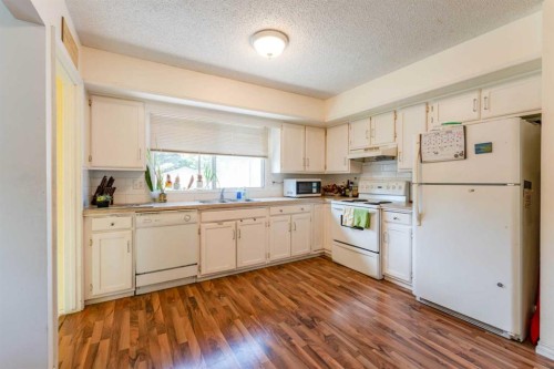 9611 24 Street Sw, Calgary, AB 
