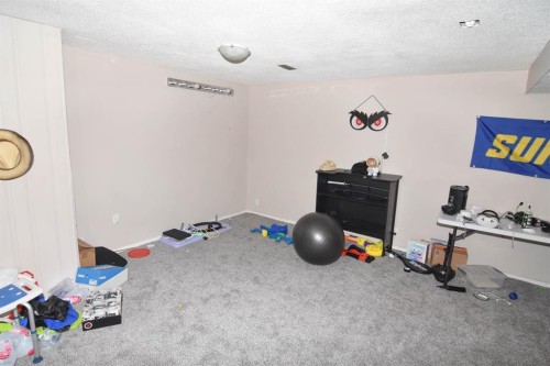 268 Falton Drive Ne, Calgary, AB 