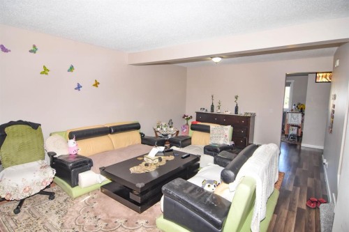 268 Falton Drive Ne, Calgary, AB 