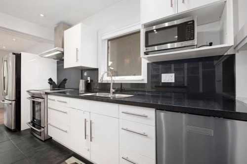 2811 25 Street Sw, Calgary, AB 