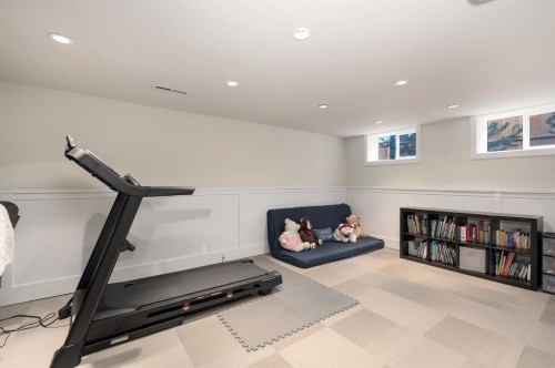 2811 25 Street Sw, Calgary, AB 