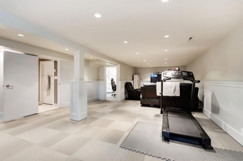 2811 25 Street Sw, Calgary, AB 