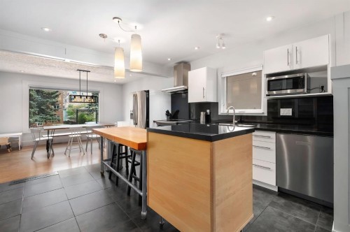 2811 25 Street Sw, Calgary, AB 