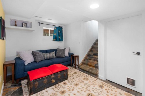 2521 16A Street Nw, Calgary, AB 