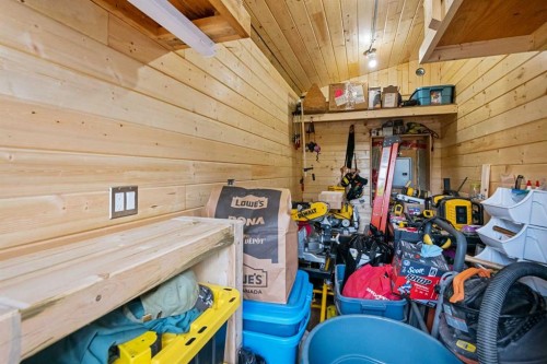 2521 16A Street Nw, Calgary, AB 