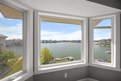 151 Coral Shores Landing Ne, Calgary, AB 