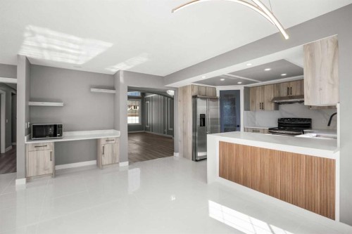 151 Coral Shores Landing Ne, Calgary, AB 