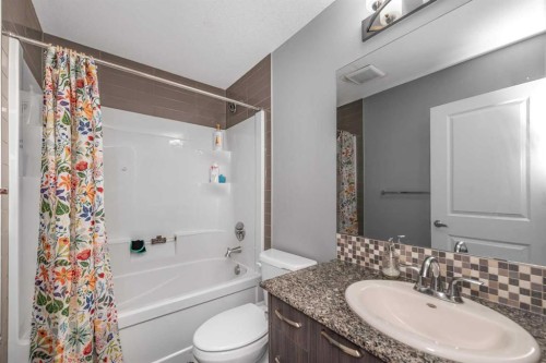 227 Redstone Heights Ne, Calgary, AB 