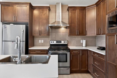 15 Savanna Parade, Calgary, AB 