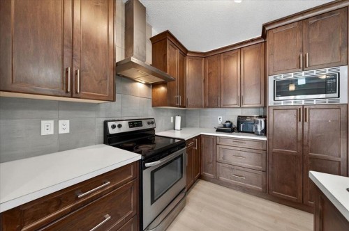 15 Savanna Parade, Calgary, AB 