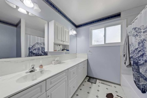 4315 Charleswood Drive Nw, Calgary, AB 