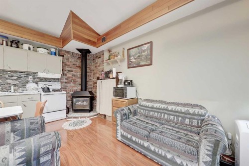 4315 Charleswood Drive Nw, Calgary, AB 