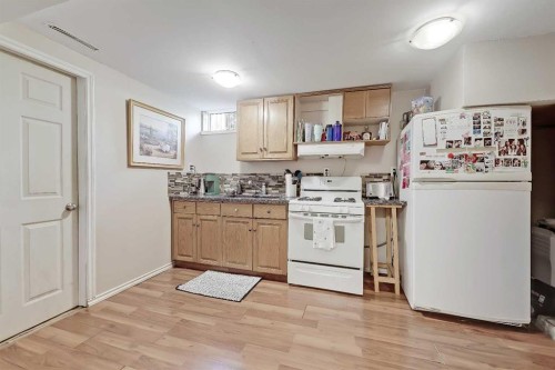 4315 Charleswood Drive Nw, Calgary, AB 