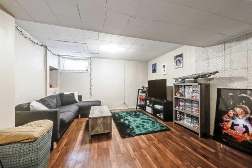 4315 Charleswood Drive Nw, Calgary, AB 