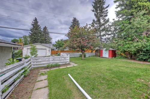 4315 Charleswood Drive Nw, Calgary, AB 