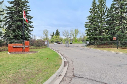 4315 Charleswood Drive Nw, Calgary, AB 