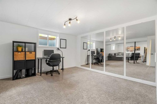 229 84 Avenue Se, Calgary, AB 