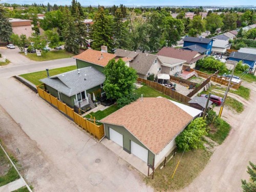 229 84 Avenue Se, Calgary, AB 