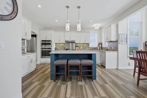 16 Coopers Heights Sw, Airdrie, AB 