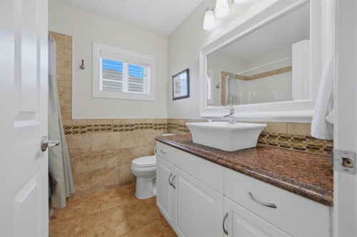 16 Coopers Heights Sw, Airdrie, AB 