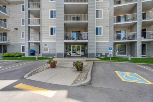 3421-1620 70 Street Se, Calgary, AB - Outdoor With Facade