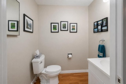 119 Midland Place Se, Calgary, AB 
