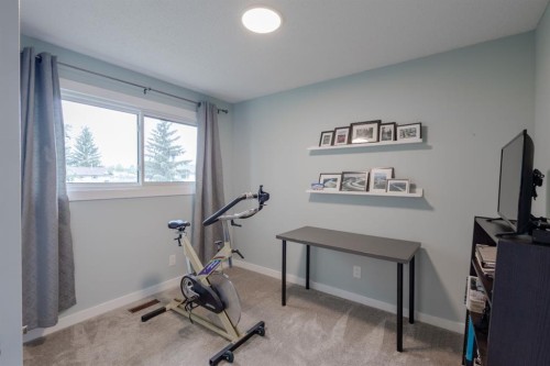 119 Midland Place Se, Calgary, AB 