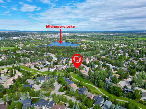 119 Midland Place Se, Calgary, AB 