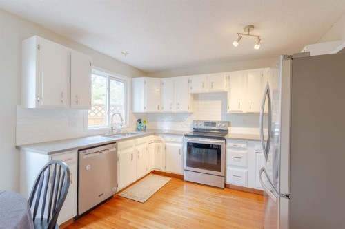 119 Midland Place Se, Calgary, AB 