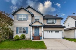 15 Martha's Haven Green NE Calgary, AB T3J 3X6