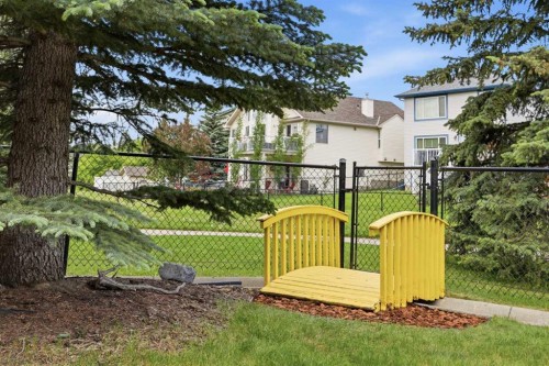 192 Cranfield Park Se, Calgary, AB 