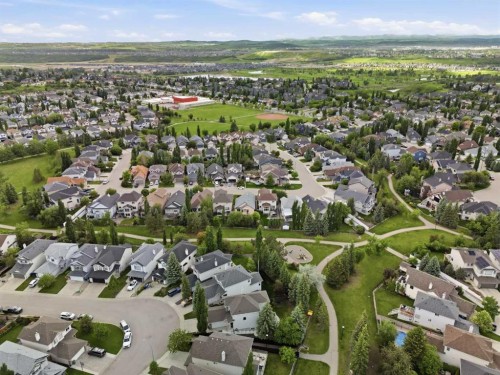 192 Cranfield Park Se, Calgary, AB 