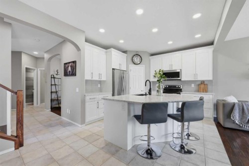 192 Cranfield Park Se, Calgary, AB 