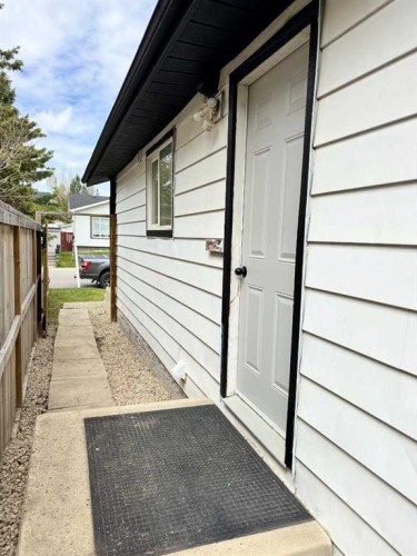 72 Faldale Close Ne, Calgary, AB 