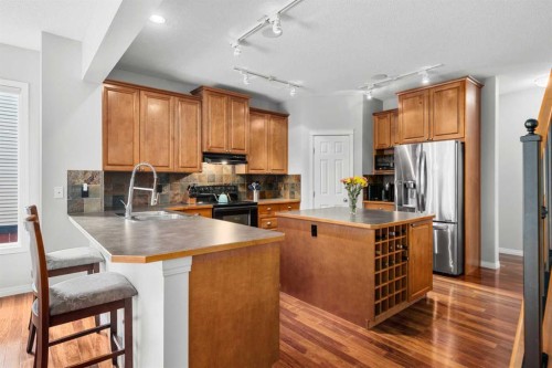 134 Rockywood Circle Nw, Calgary, AB 
