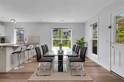 237 Cranbrook Square Se, Calgary, AB 