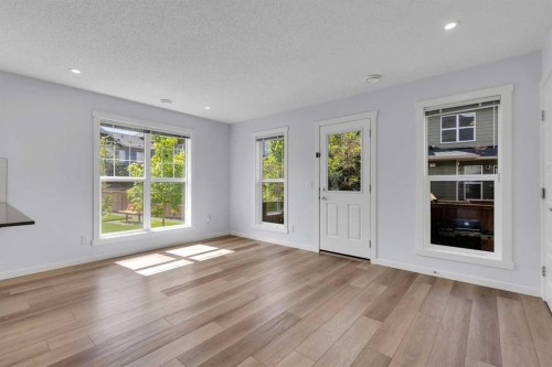 237 Cranbrook Square Se, Calgary, AB 