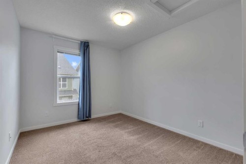 237 Cranbrook Square Se, Calgary, AB 